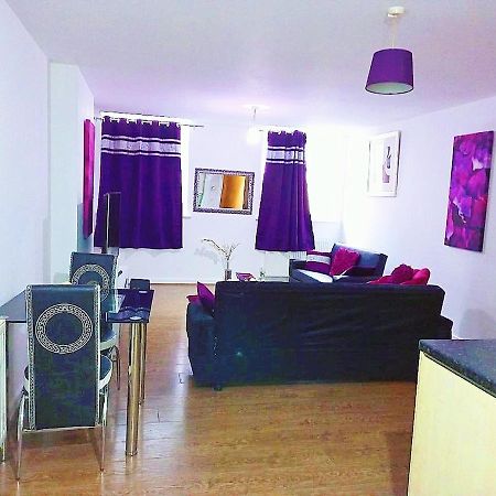 Double Room Close To Bradford University And City Centre מראה חיצוני תמונה