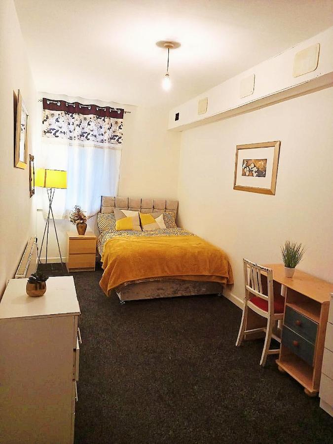 Double Room Close To Bradford University And City Centre מראה חיצוני תמונה