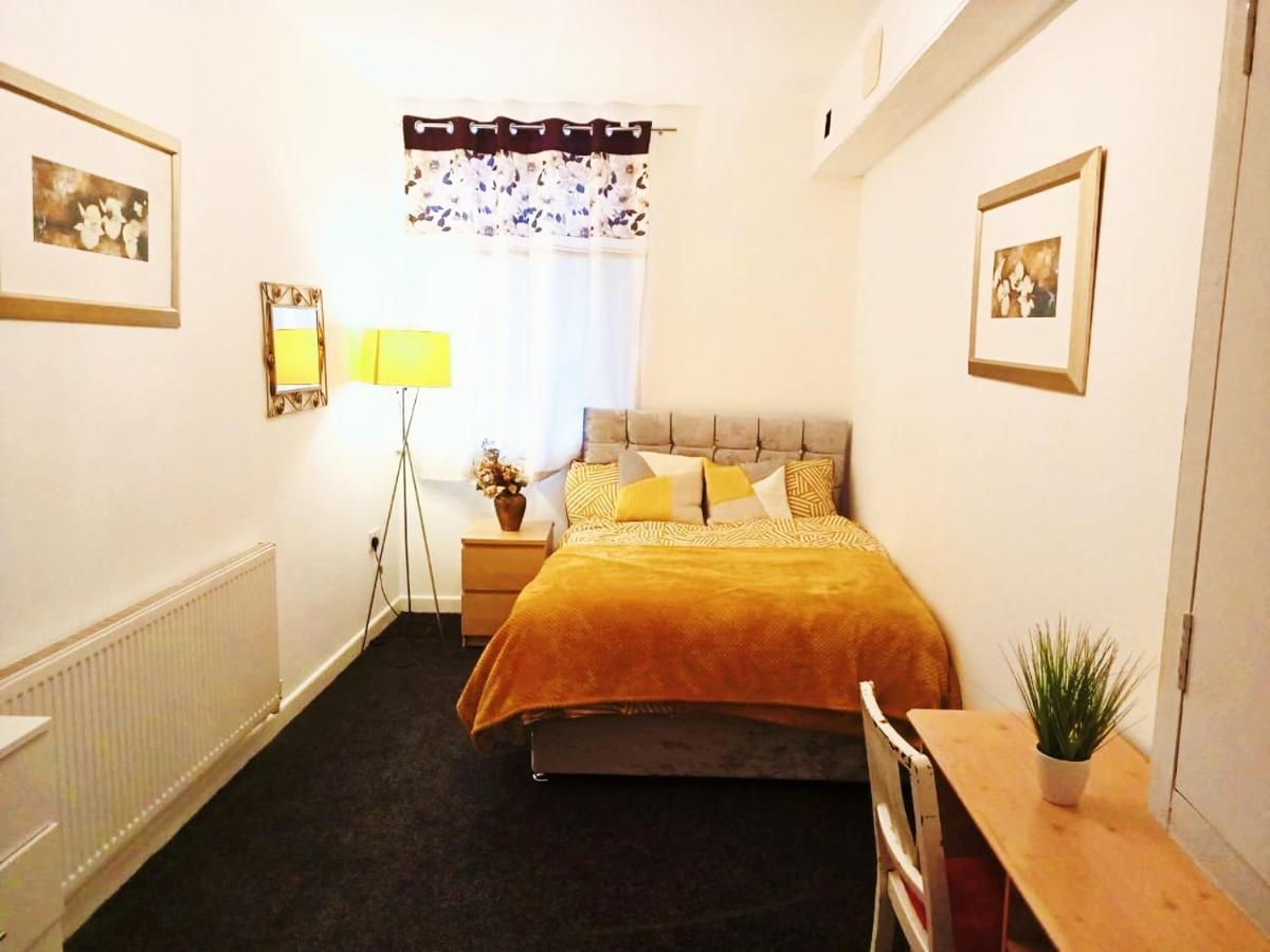 Double Room Close To Bradford University And City Centre מראה חיצוני תמונה