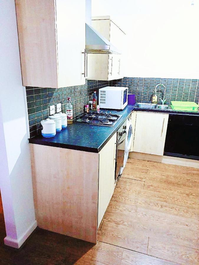 Double Room Close To Bradford University And City Centre מראה חיצוני תמונה